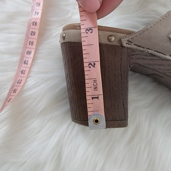 Dansko Clogs - Picture 12 of 12